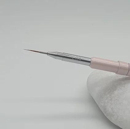 מכחול ליינר